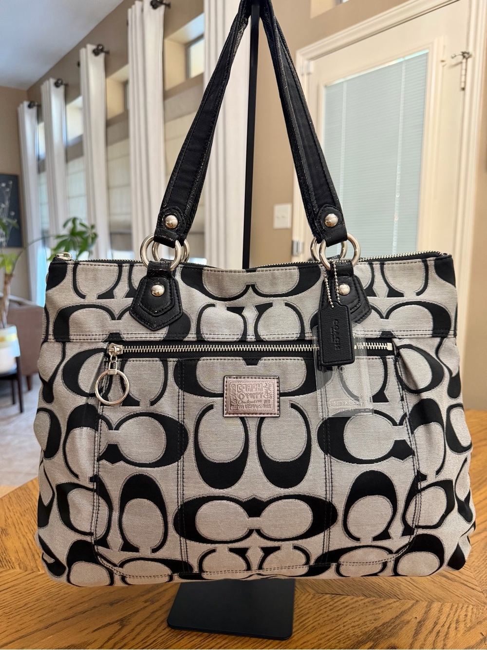 EUC Coach Poppy Signature Glam Tote Bag